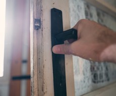 戸建住宅はマンションに比べて空き巣被害の注意が必要です