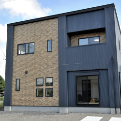 コンパクトな間取りに家族の希望を詰め込んだ新築住宅(ファミリアⅦ)【三重県亀山市 Y様邸】