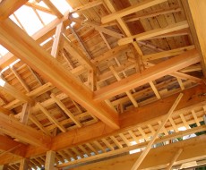 家づくりの工法でよく聞く「梁勝ち」「柱勝ち」とは