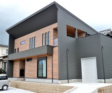 瓦だけじゃない!人気の屋根材の特徴を紹介