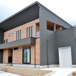 外観の統一感と生活動線に工夫を凝らした新築住宅【三重県津市 I様邸】